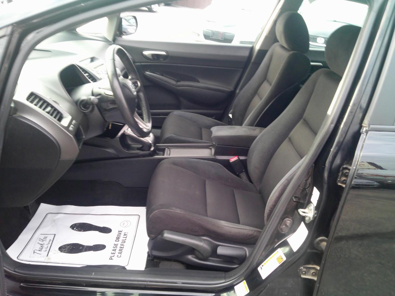 Honda Civic LX-S Sedan 5-Speed AT 2009