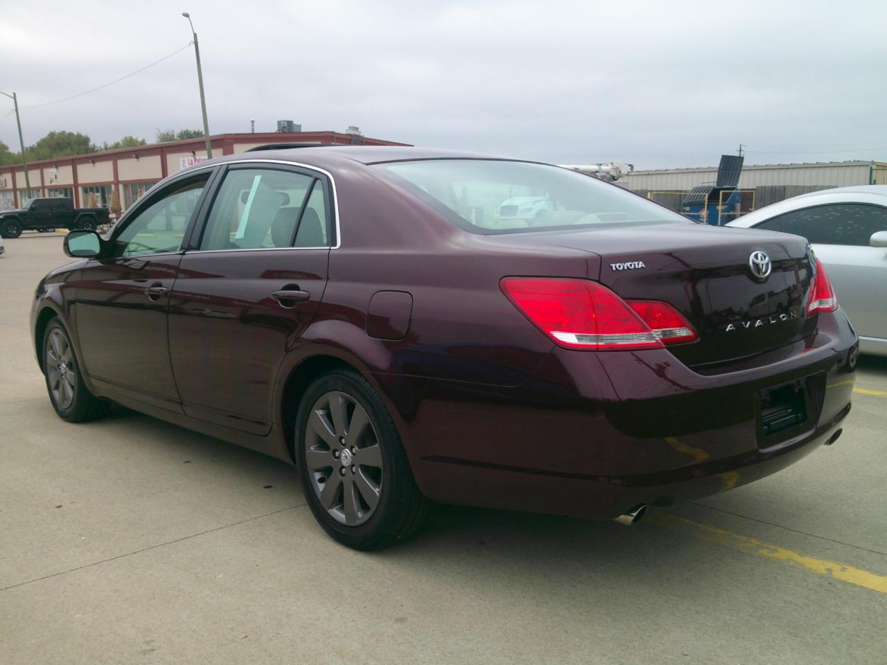 Toyota Avalon Limited 2006