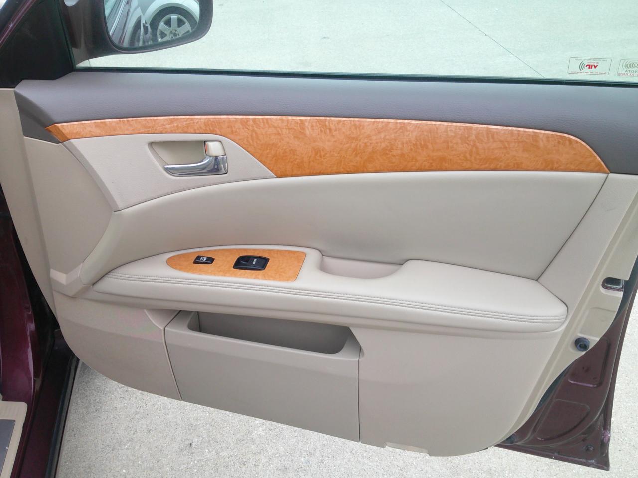 Toyota Avalon Limited 2006