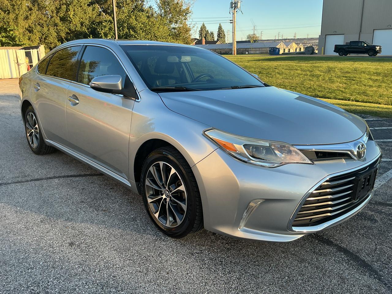 Toyota Avalon XLE 2016