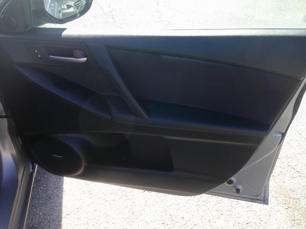 Mazda MAZDA3 i Touring AT 4-Door 2013
