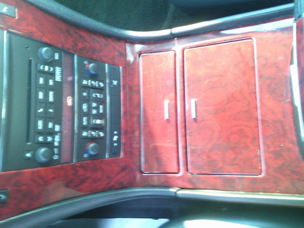 Cadillac Escalade 2WD Premium 2012