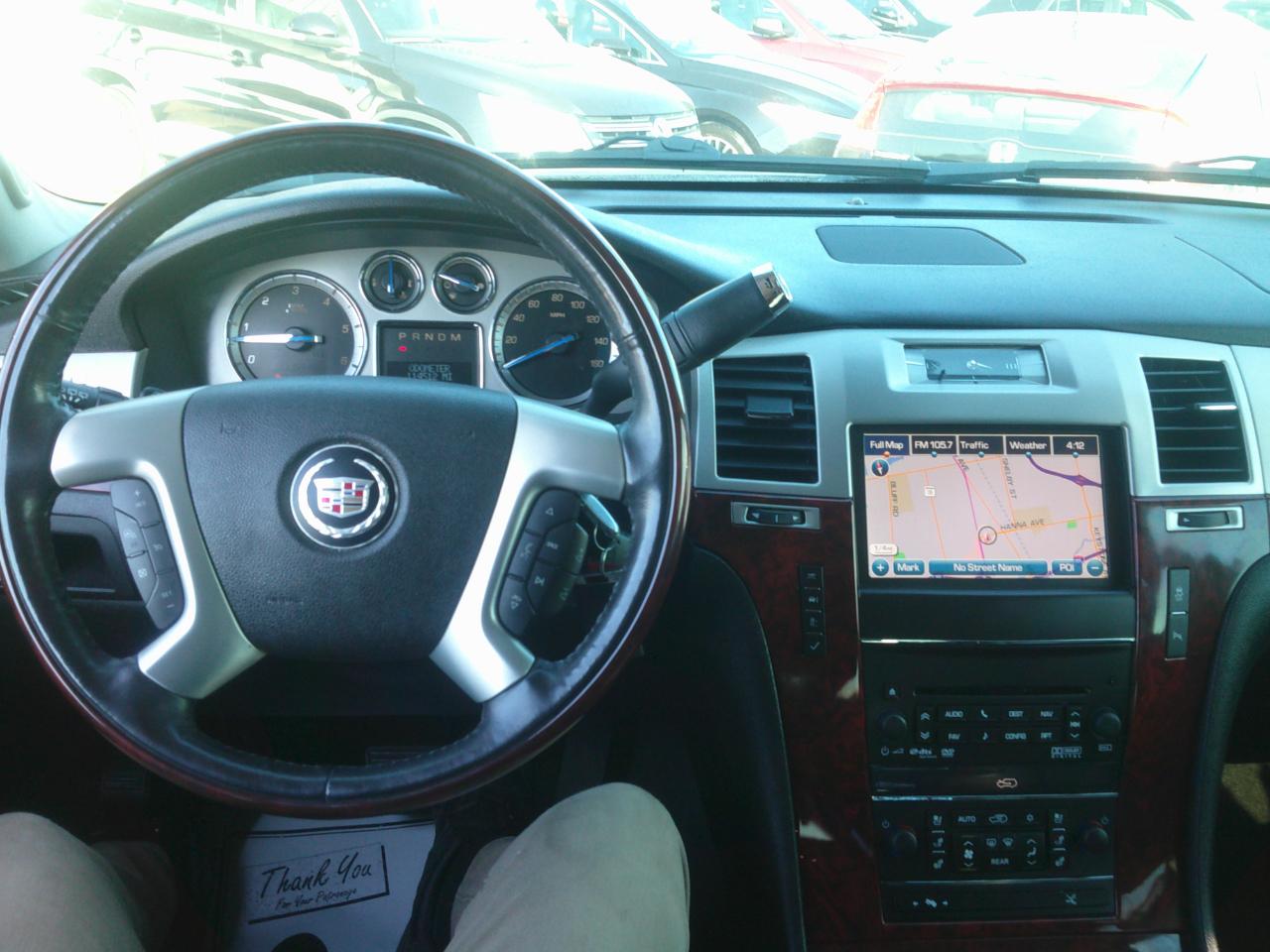 Cadillac Escalade 2WD Premium 2012
