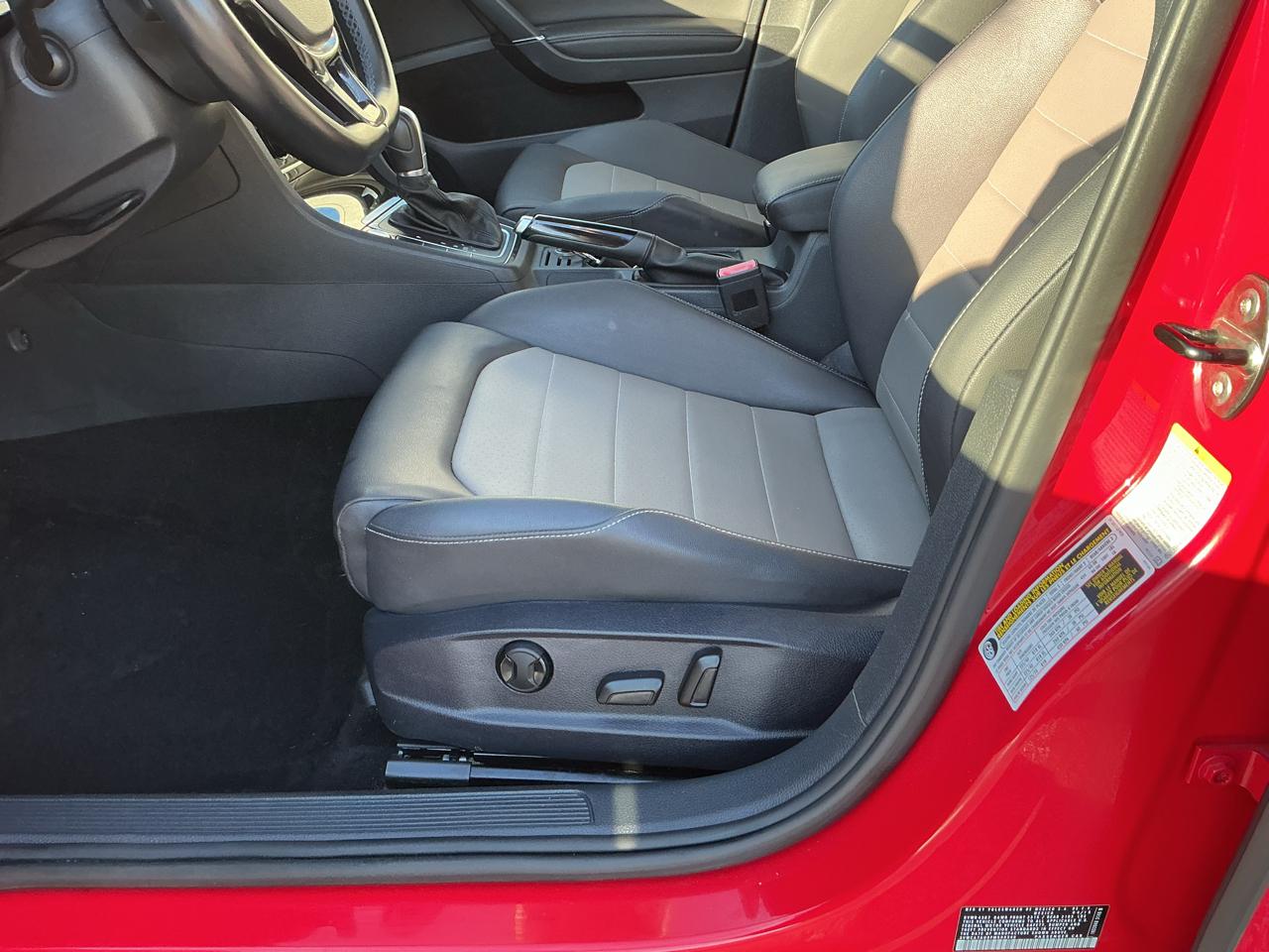 Volkswagen Golf SportWagen TDI S 6A 2015