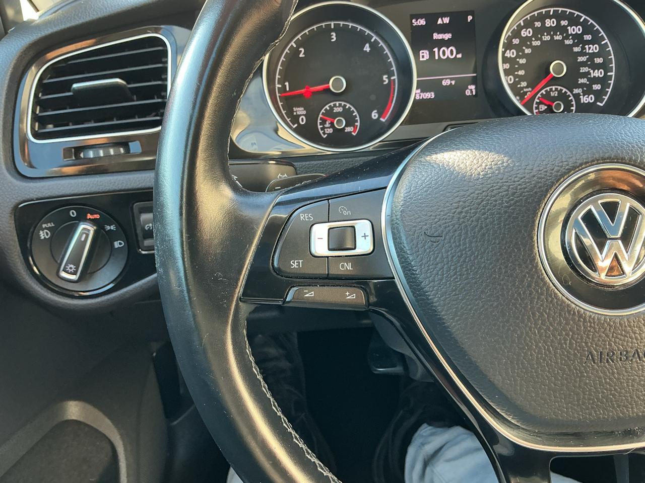 Volkswagen Golf SportWagen TDI S 6A 2015