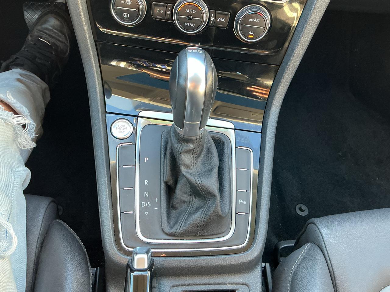 Volkswagen Golf SportWagen TDI S 6A 2015