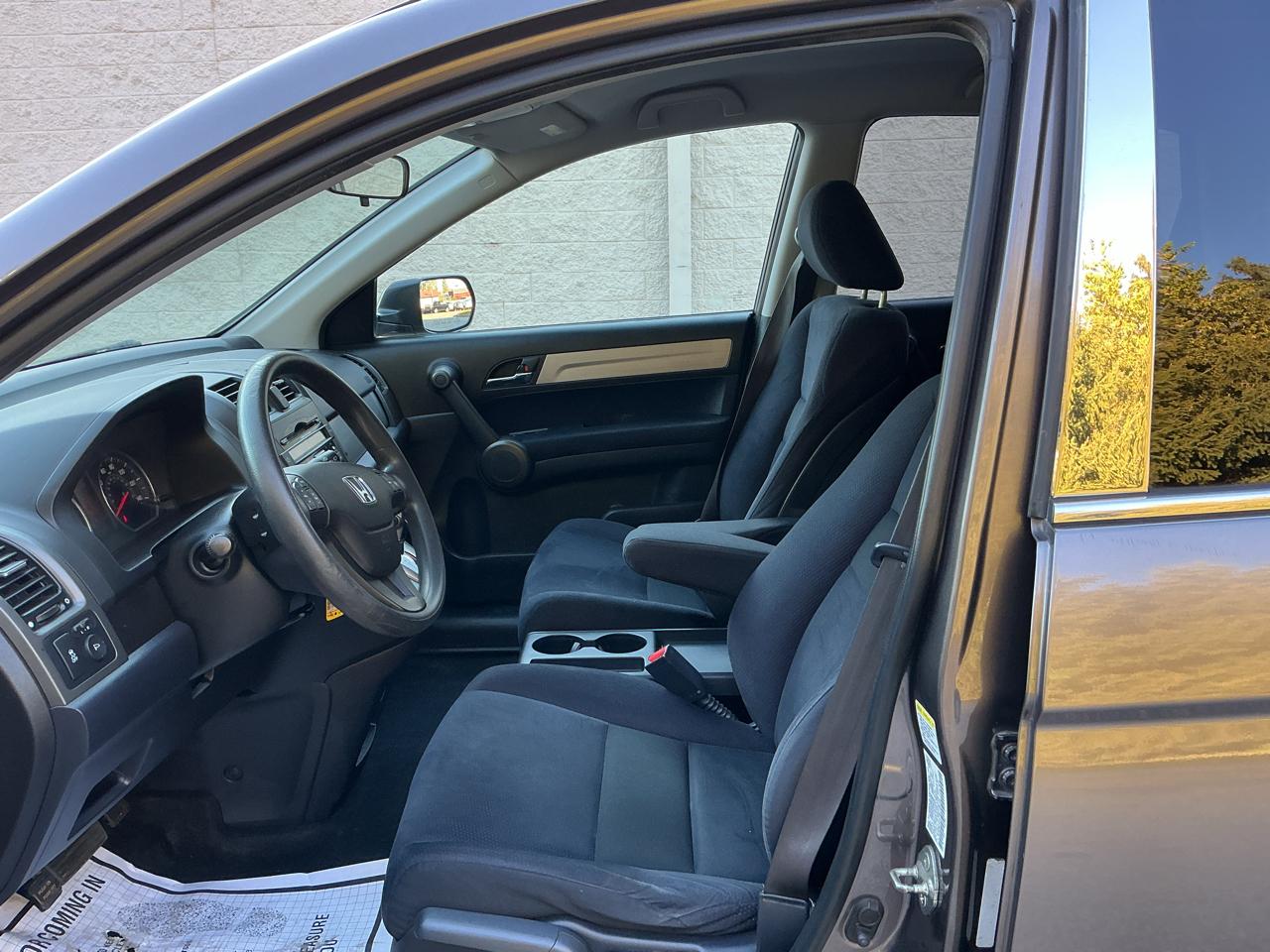 Honda CR-V SE 4WD 5-Speed AT 2011