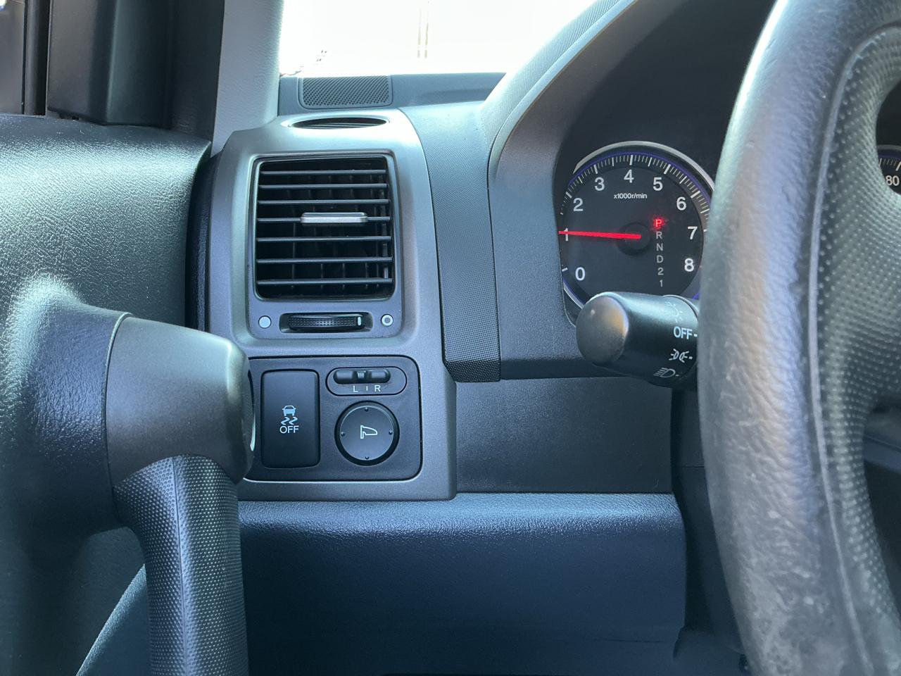Honda CR-V SE 4WD 5-Speed AT 2011