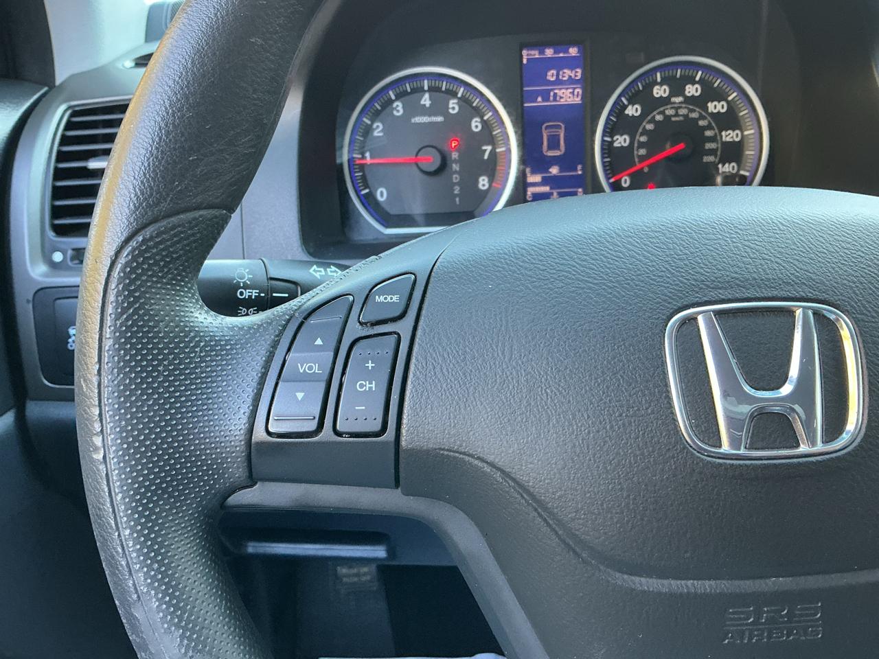 Honda CR-V SE 4WD 5-Speed AT 2011