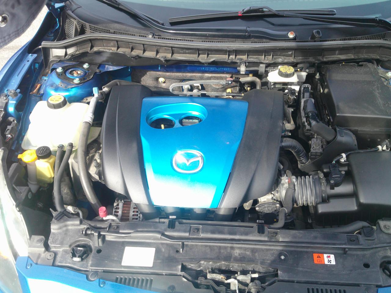 Mazda MAZDA3 i Touring 4-door 2012