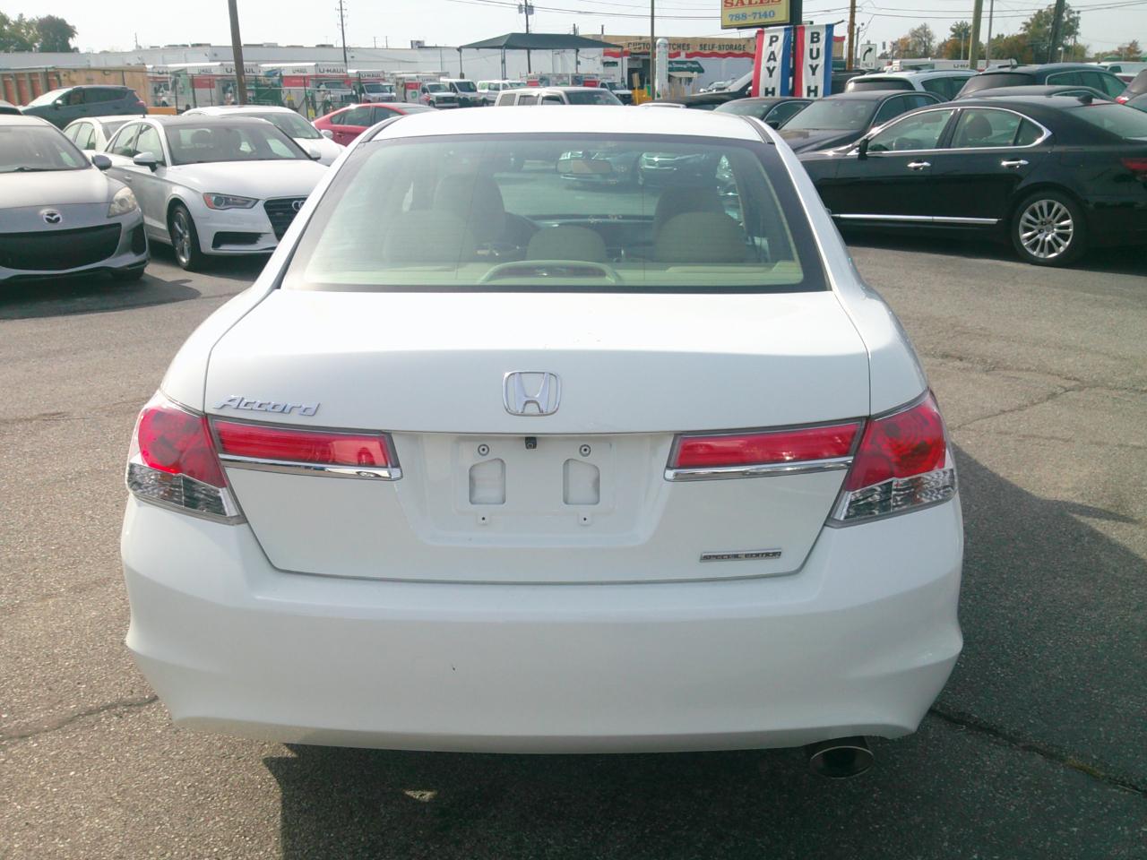 Honda Accord SE Sedan AT 2012