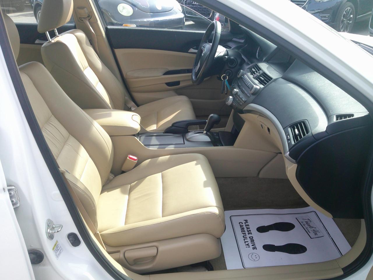 Honda Accord SE Sedan AT 2012