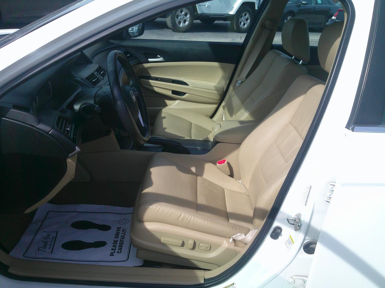 Honda Accord SE Sedan AT 2012