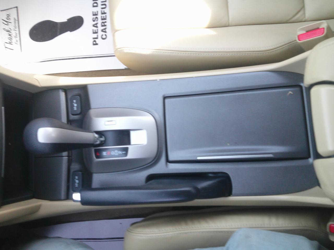 Honda Accord SE Sedan AT 2012