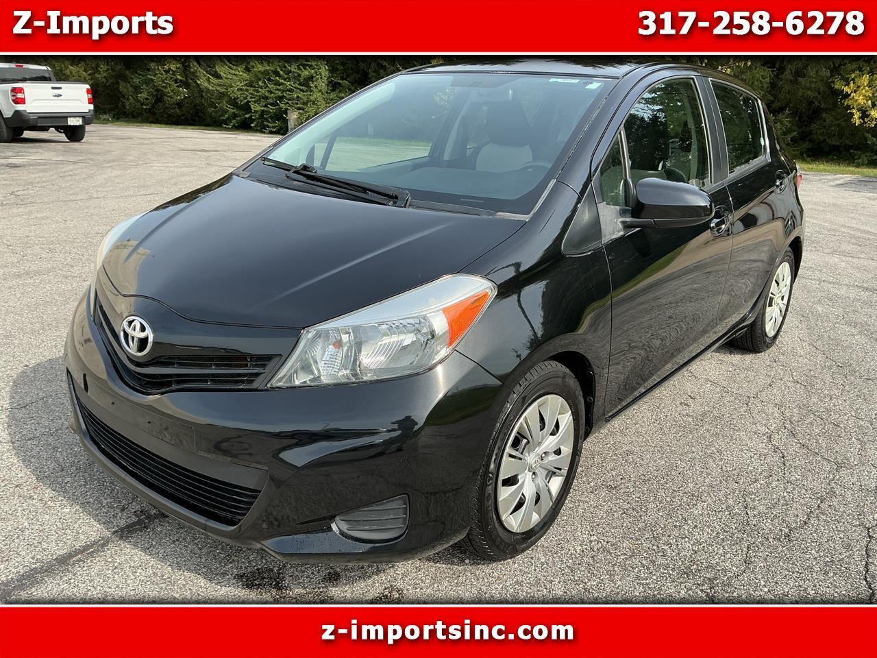 Toyota Yaris LE 5-Door AT 2013