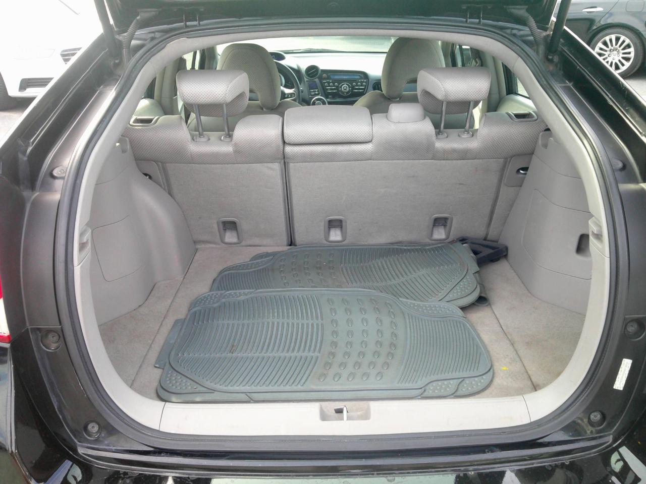 Honda Insight LX 2010