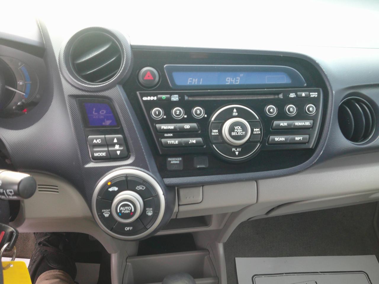 Honda Insight LX 2010