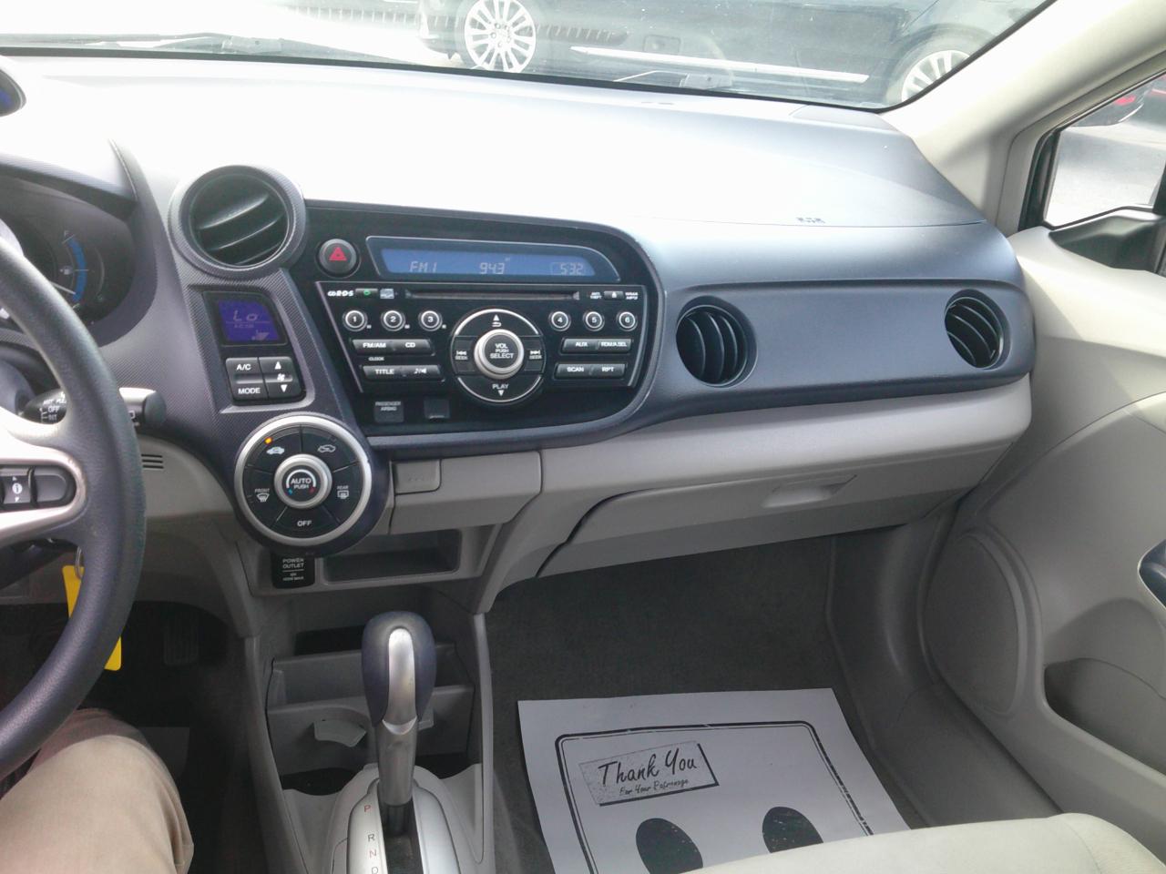 Honda Insight LX 2010