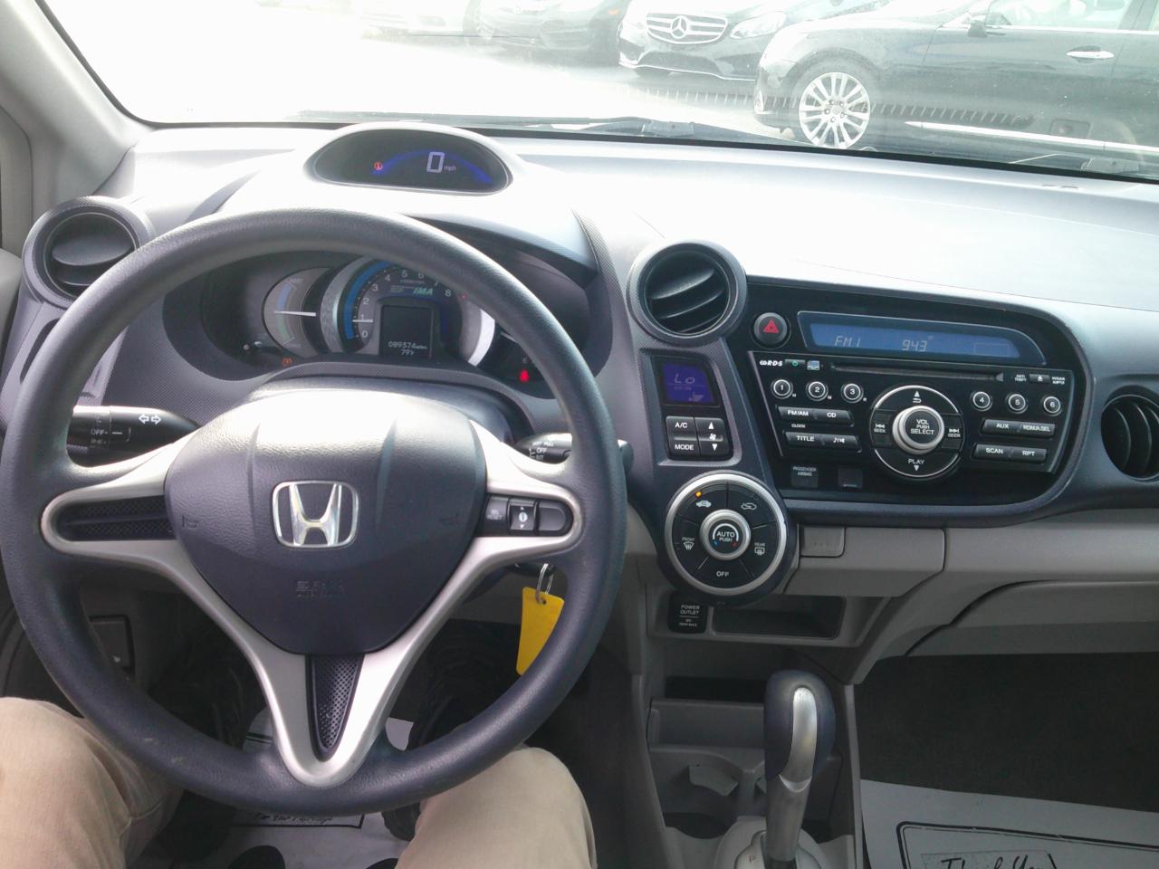 Honda Insight LX 2010