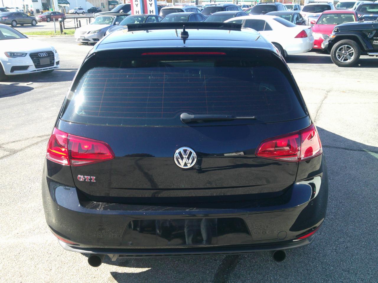 Volkswagen GTI Autobahn 6A 4-Door 2016