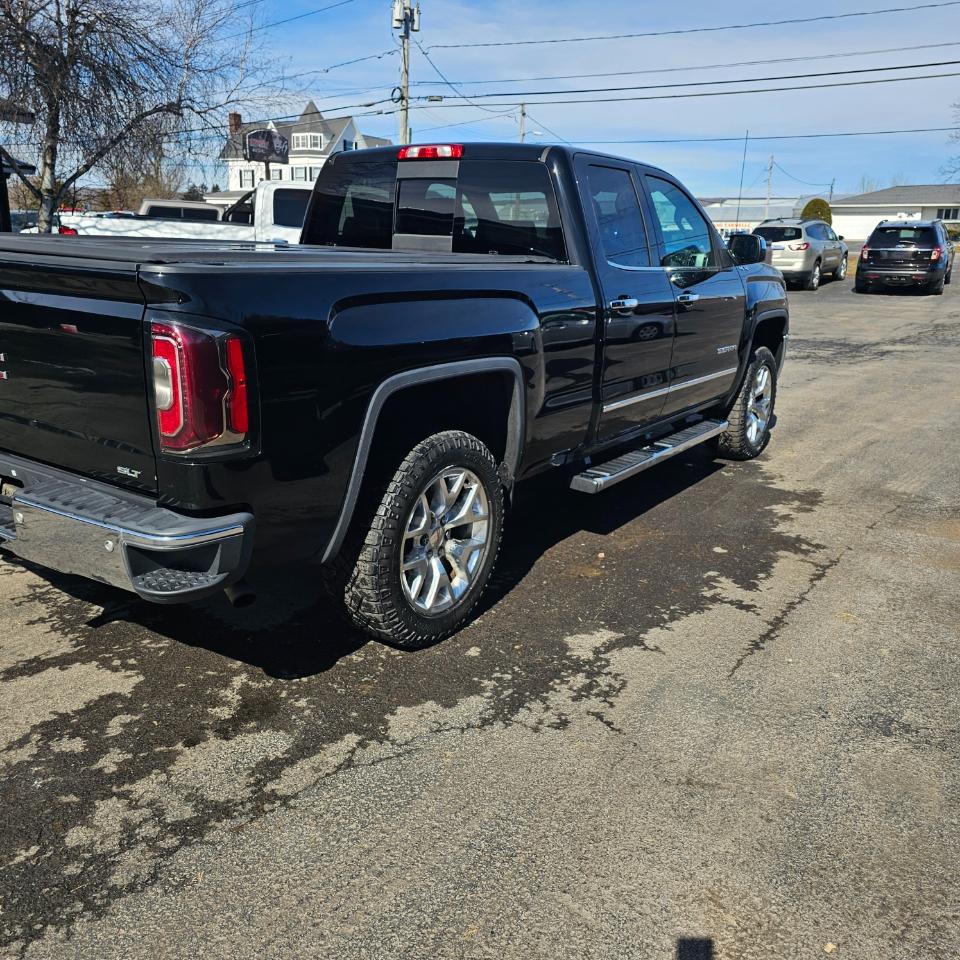 GMC Sierra 1500 4WD Double Cab 147" SLT 2017