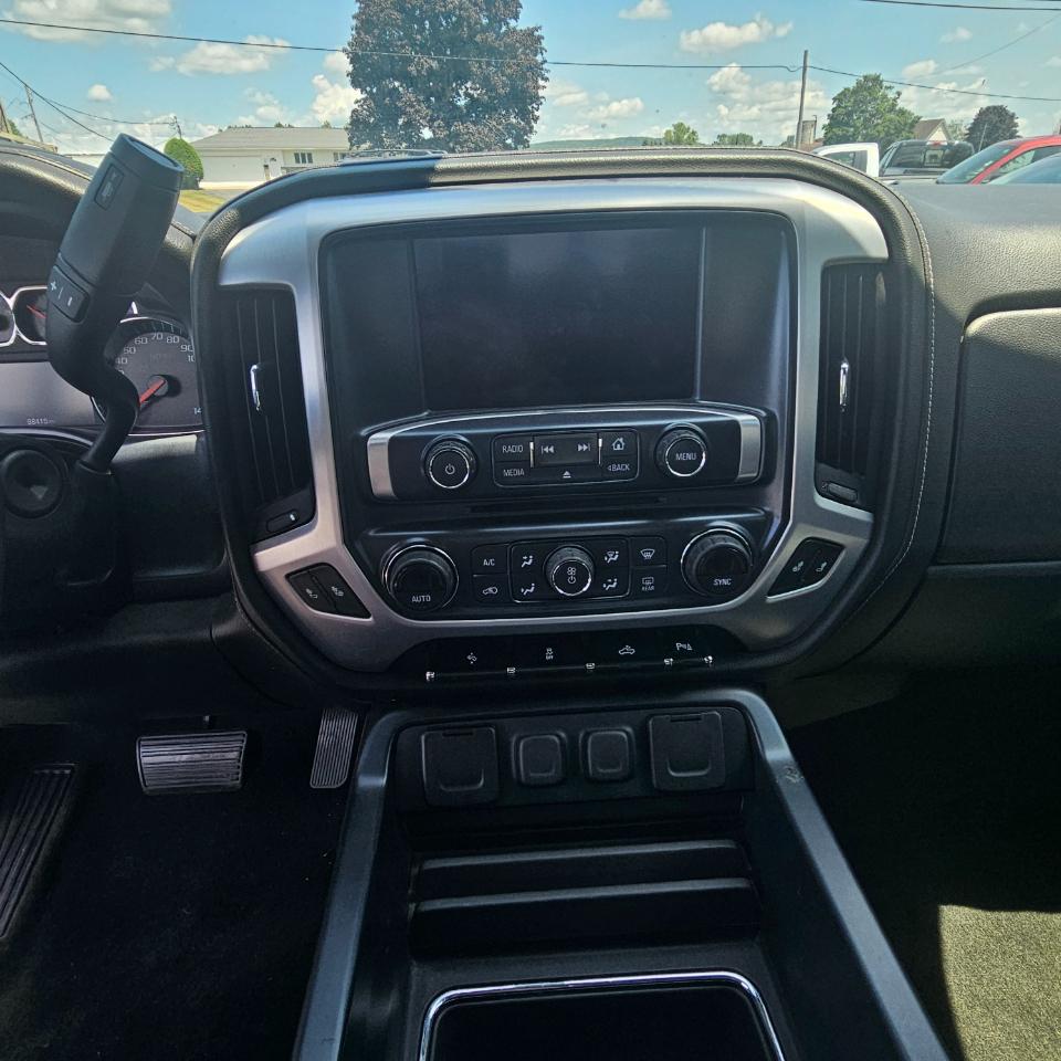 GMC Sierra 1500 4WD Double Cab 147" SLT 2017