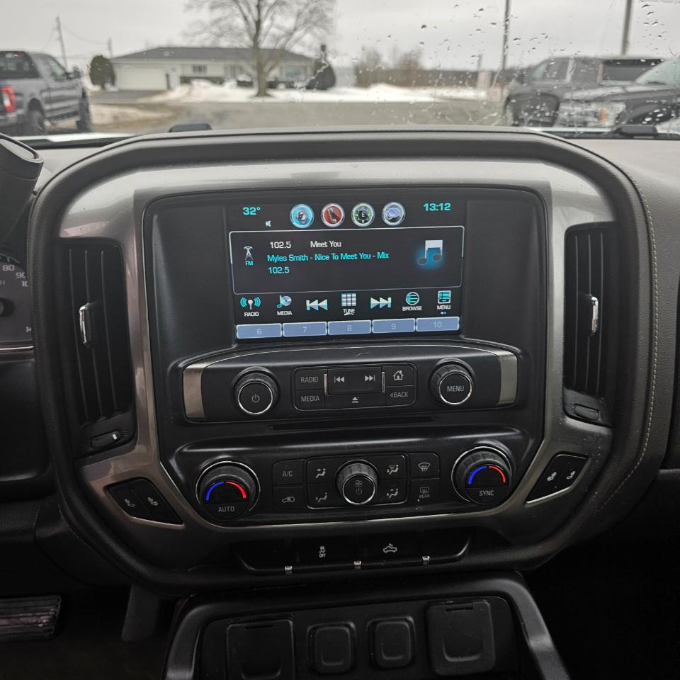 Chevrolet Silverado 1500 4WD Crew Cab 143.5" LTZ 2018