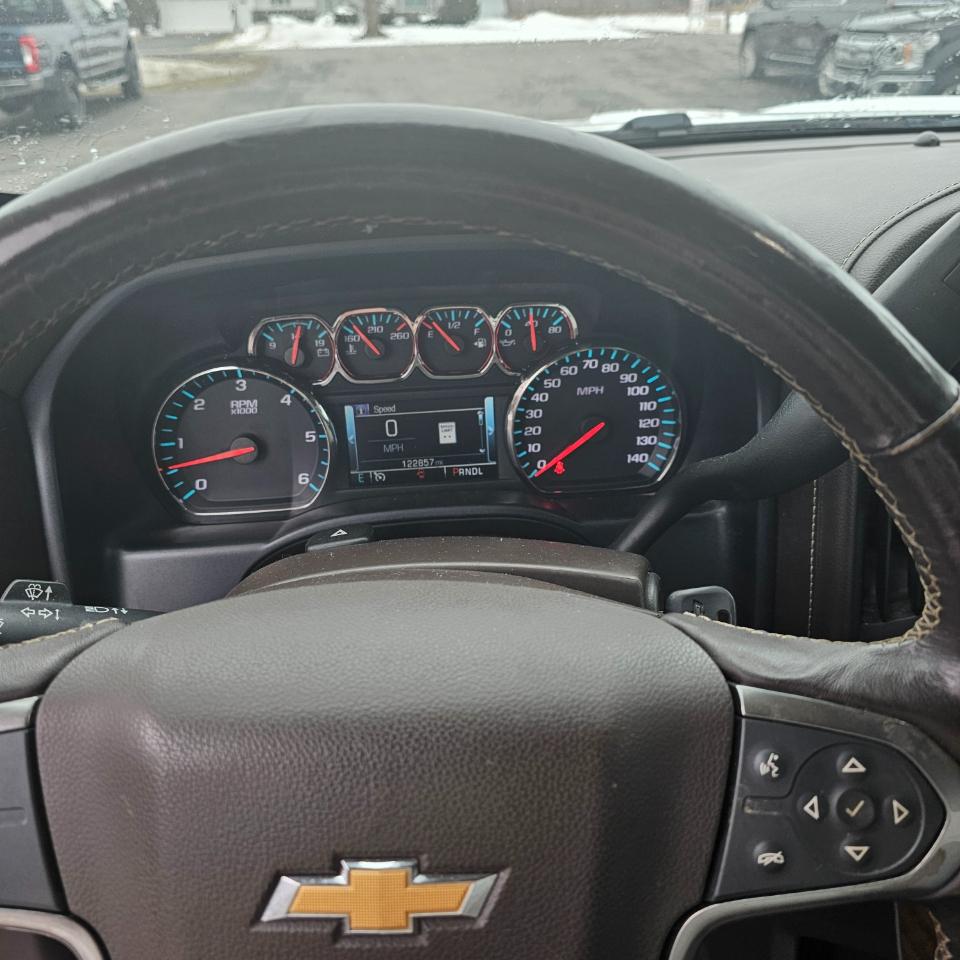 Chevrolet Silverado 1500 4WD Crew Cab 143.5" LTZ 2018