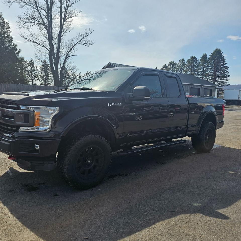 Ford F-150 4WD SuperCab 133" XLT 2018