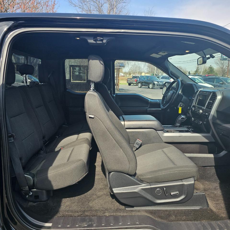 Ford F-150 4WD SuperCab 133" XLT 2018