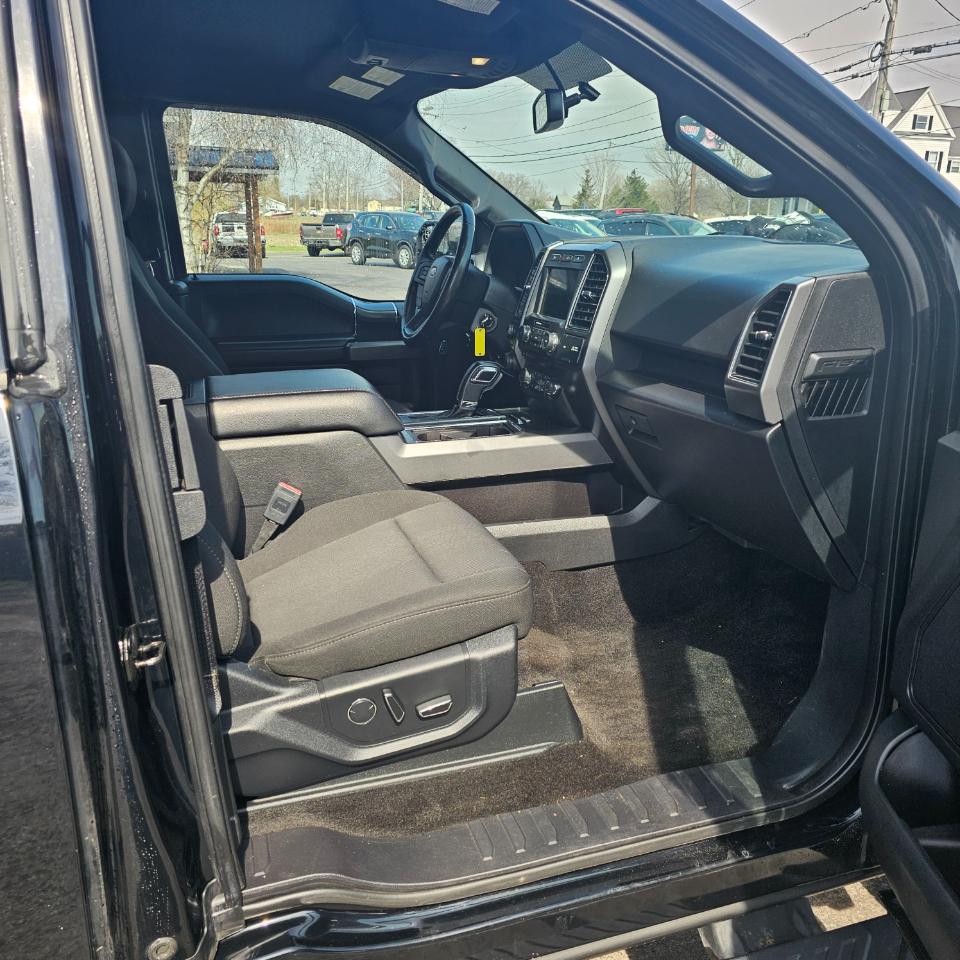 Ford F-150 4WD SuperCab 133" XLT 2018