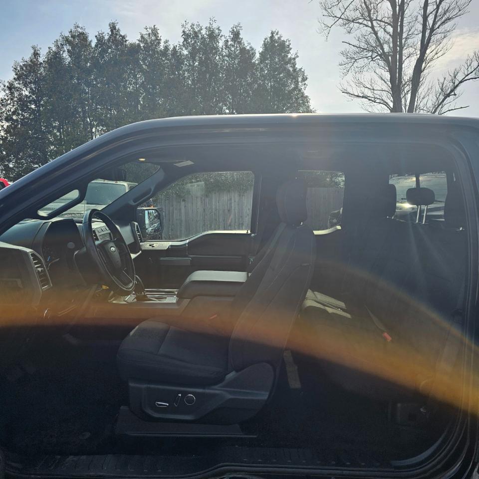 Ford F-150 4WD SuperCab 133" XLT 2018