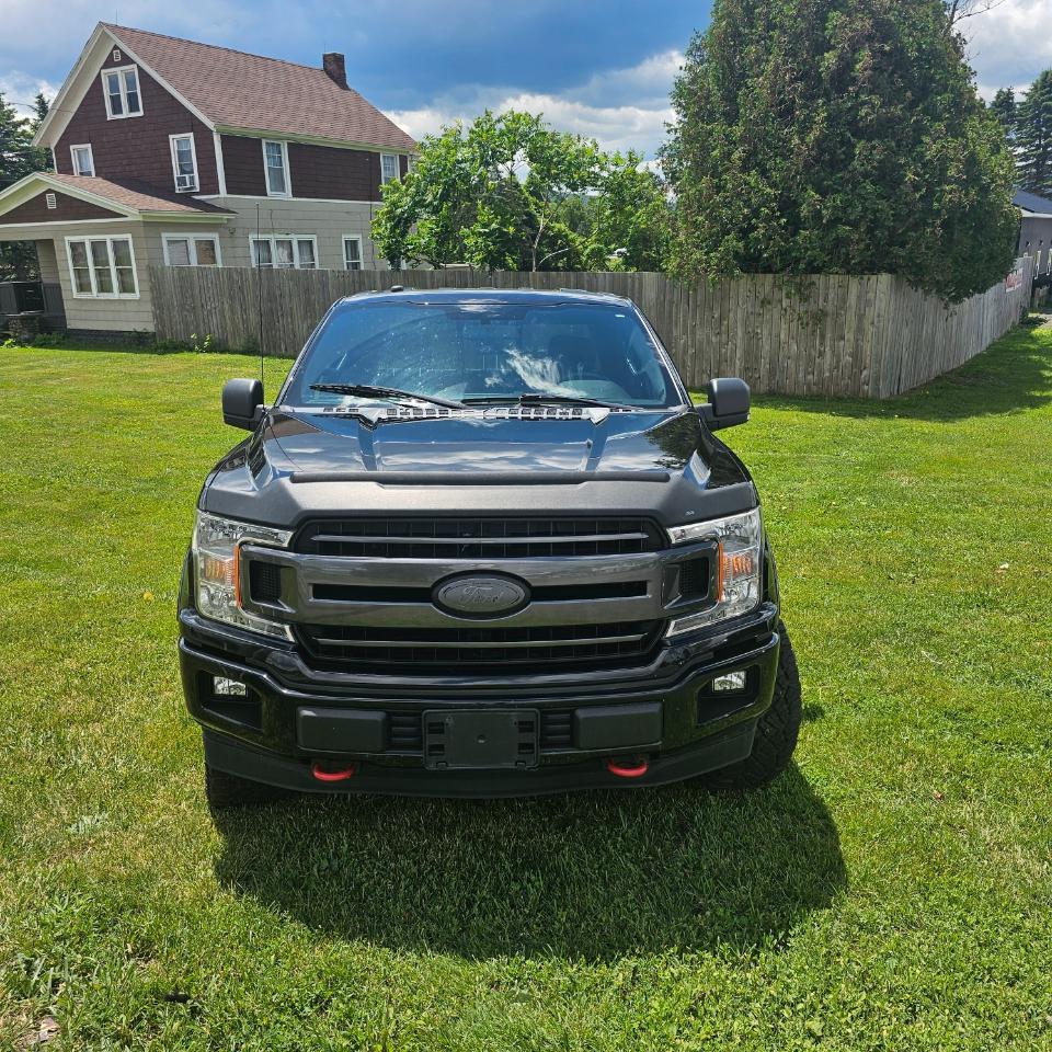 Ford F-150 4WD SuperCab 133" XLT 2018