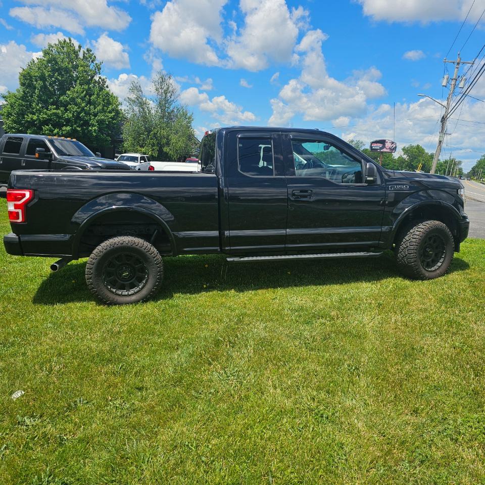Ford F-150 4WD SuperCab 133" XLT 2018