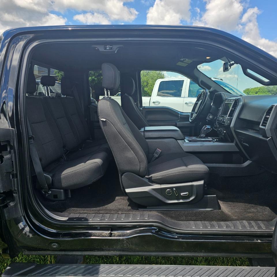Ford F-150 4WD SuperCab 133" XLT 2018