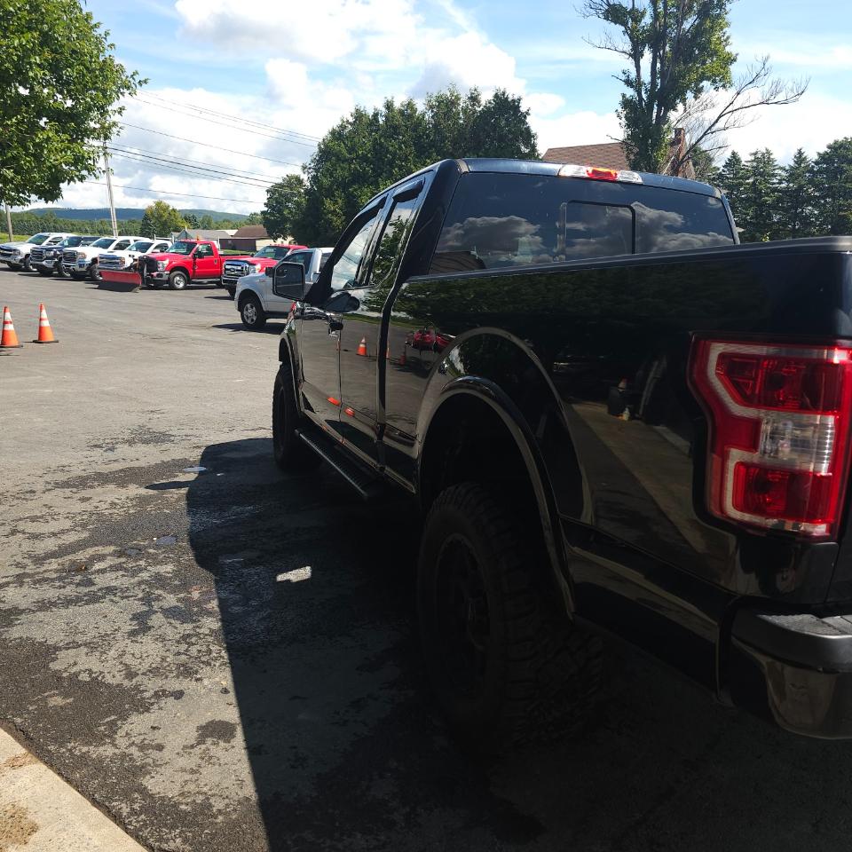 Ford F-150 4WD SuperCab 133" XLT 2018