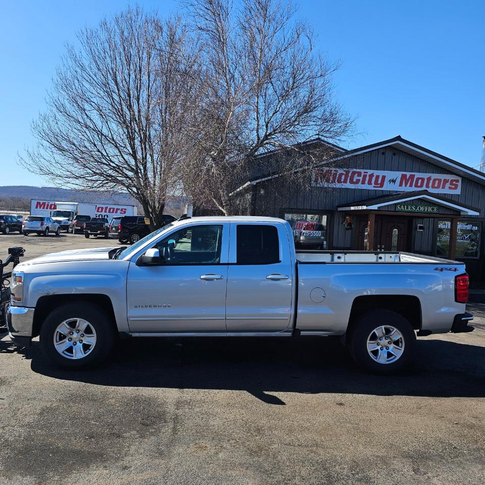 Chevrolet Silverado 1500 1LT Double Cab 4WD 2016
