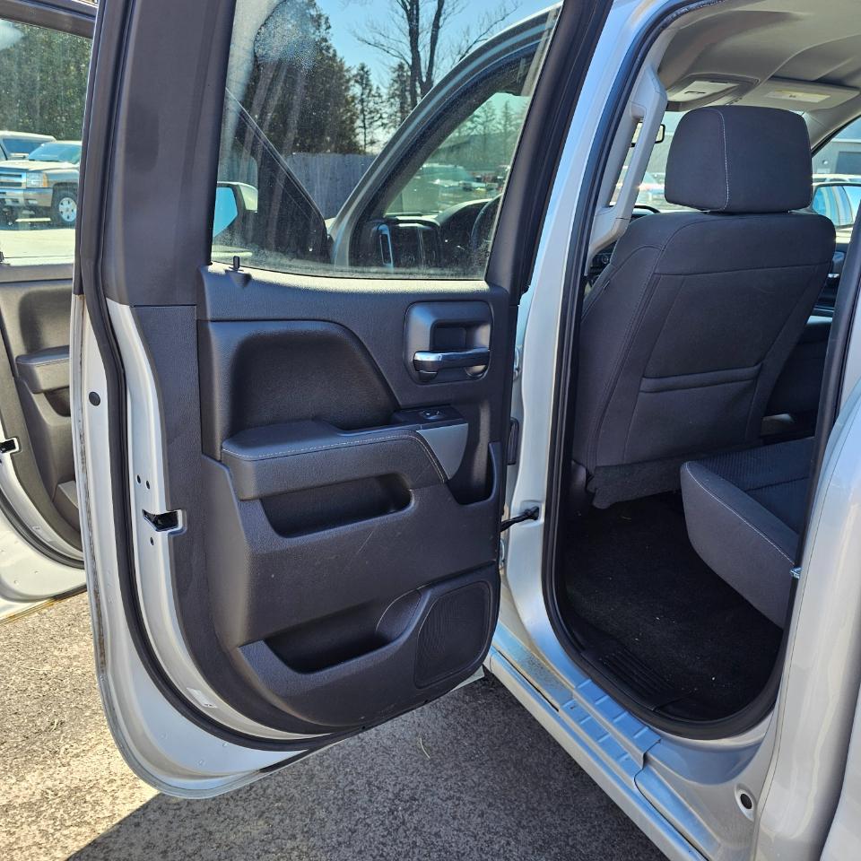 Chevrolet Silverado 1500 1LT Double Cab 4WD 2016