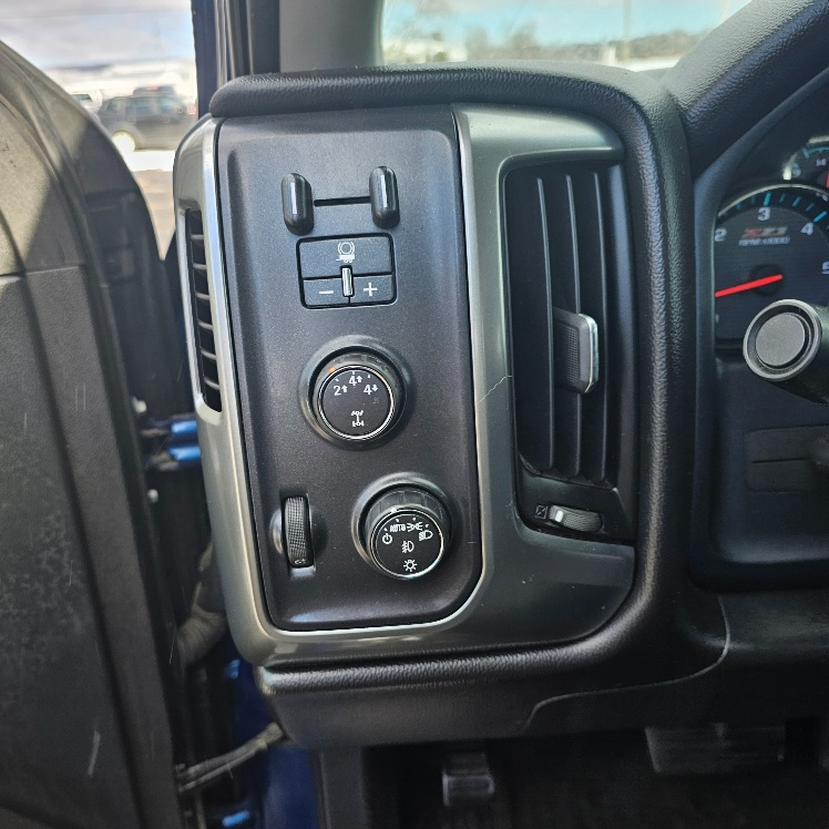 Chevrolet Silverado 2500HD LT Crew Cab 4WD 2016