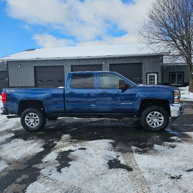 Chevrolet Silverado 2500HD LT Crew Cab 4WD 2016