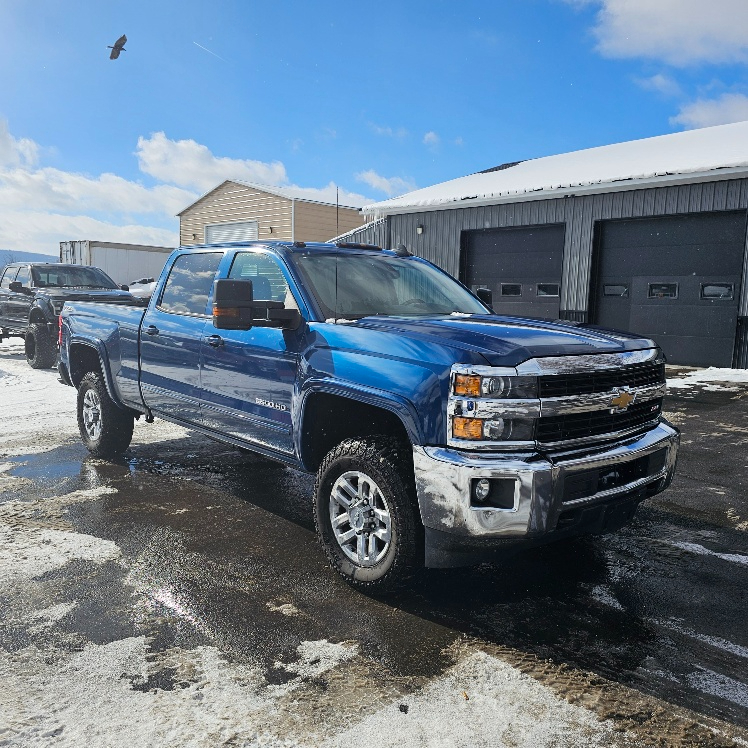 Chevrolet Silverado 2500HD LT Crew Cab 4WD 2016