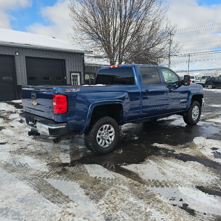 Chevrolet Silverado 2500HD LT Crew Cab 4WD 2016