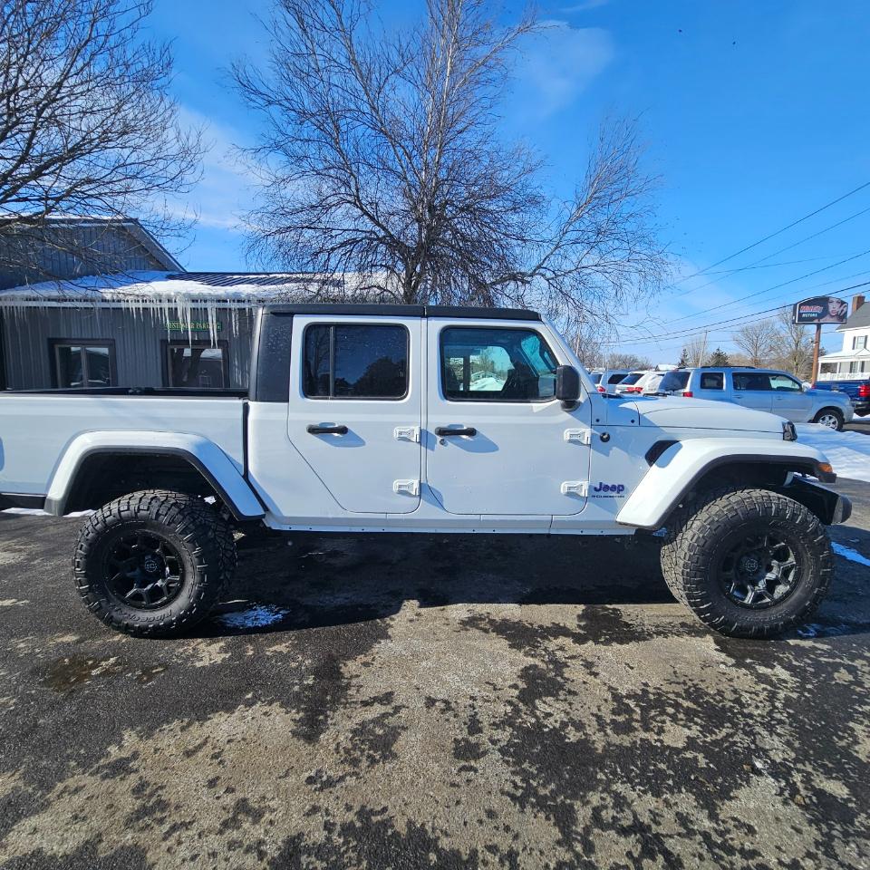 Jeep Gladiator Sport 2023
