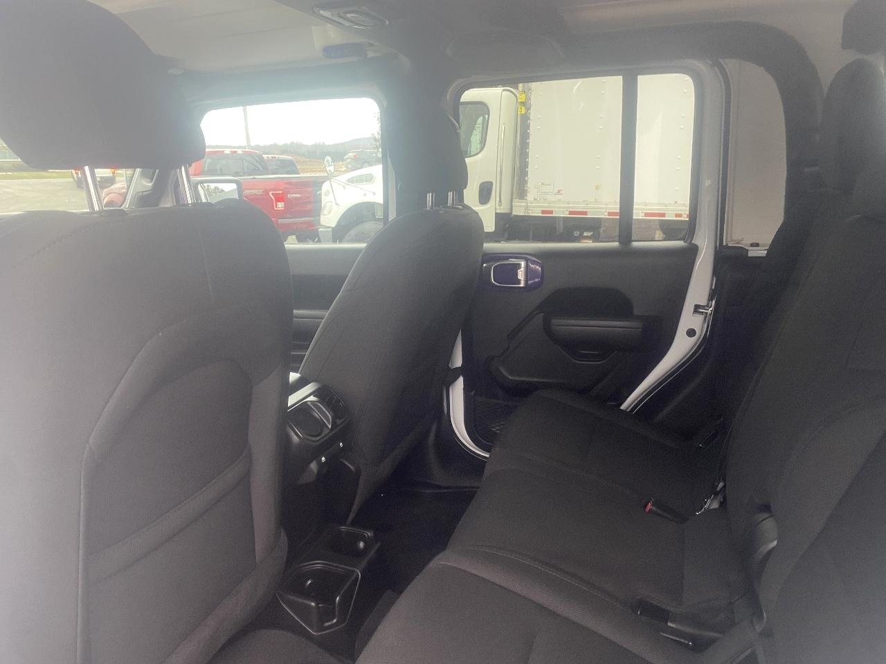 Jeep Gladiator Sport 2023