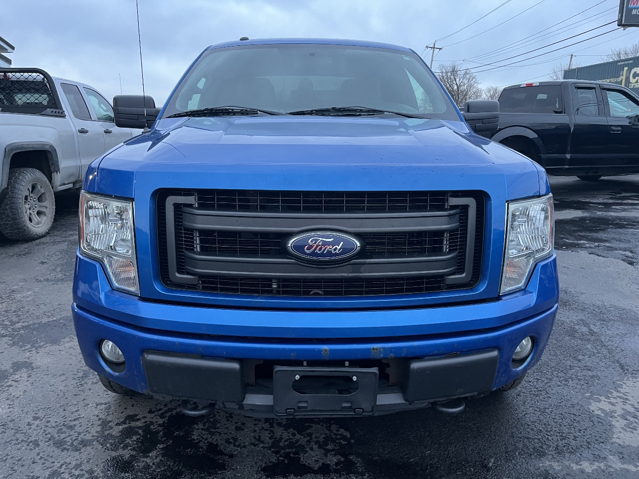 Ford F-150 4WD SuperCrew 145" STX 2014