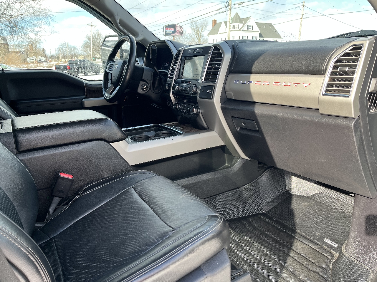 Ford F-250 SD Lariat Crew Cab 4WD 2017