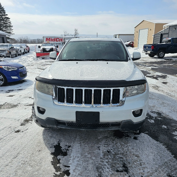 Jeep Grand Cherokee Laredo 4WD 2013