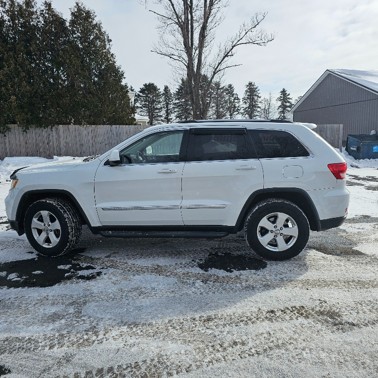 Jeep Grand Cherokee Laredo 4WD 2013