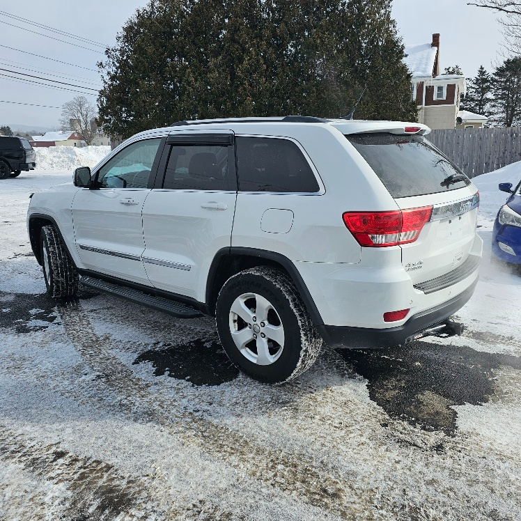 Jeep Grand Cherokee Laredo 4WD 2013