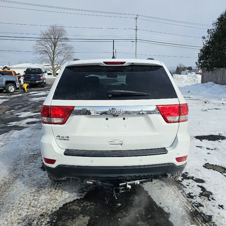 Jeep Grand Cherokee Laredo 4WD 2013